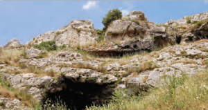 Fotoğraf 3.32 Yarımburgaz (İstanbul), Paleolitik Dönem’de yerleşim alanı olarak kullanılan mağaralardandır.