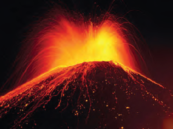 Fotoğraf 4.2 Volkanik patlamayla katı, sıvı ve gaz maddeler çıkmaktadır.